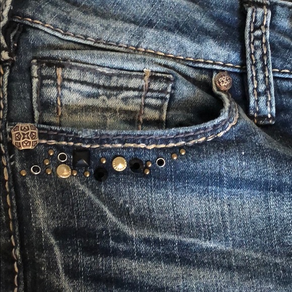 Silver Jeans - Picture 6 of 7